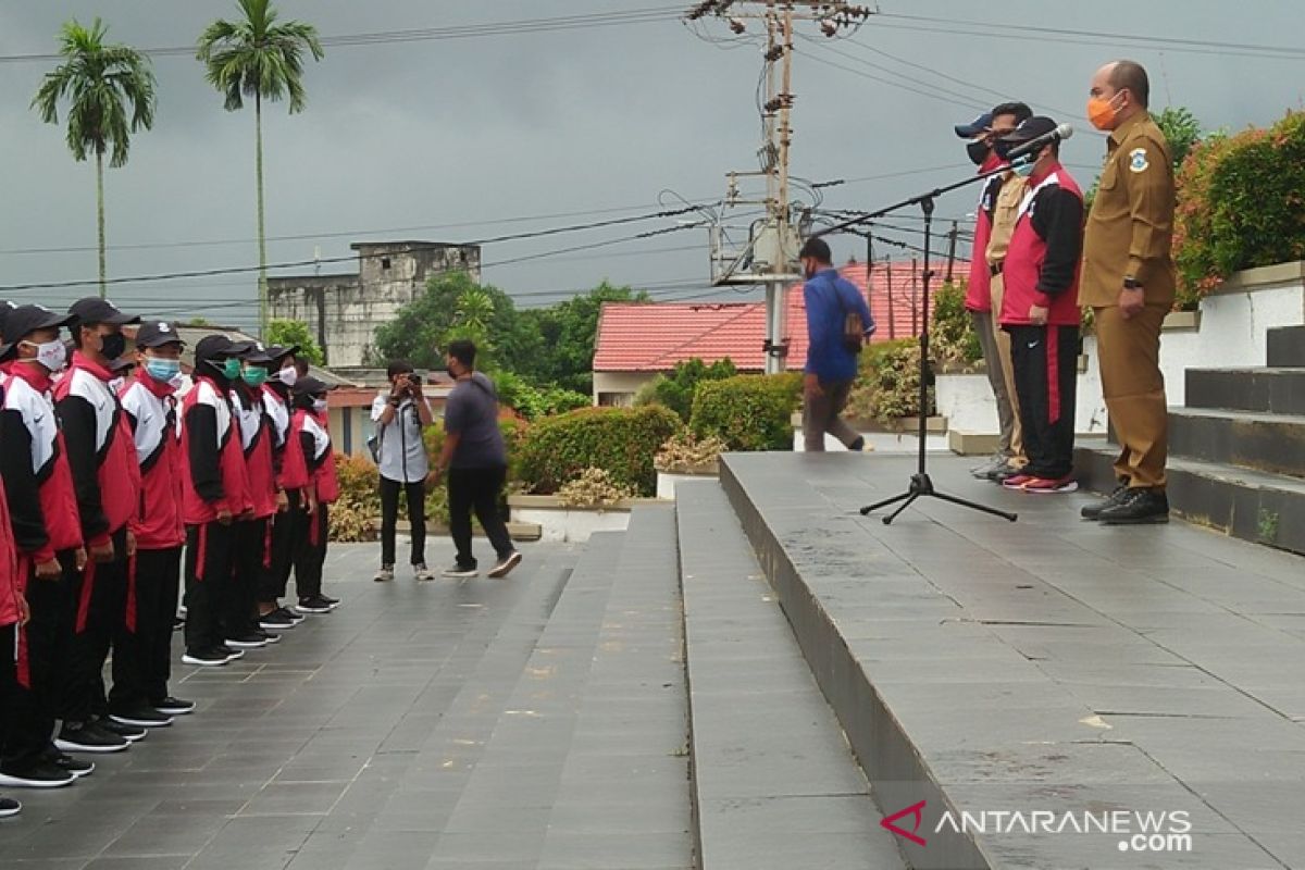 Walikota Pangkalpinang lepas 71 atlet Popda