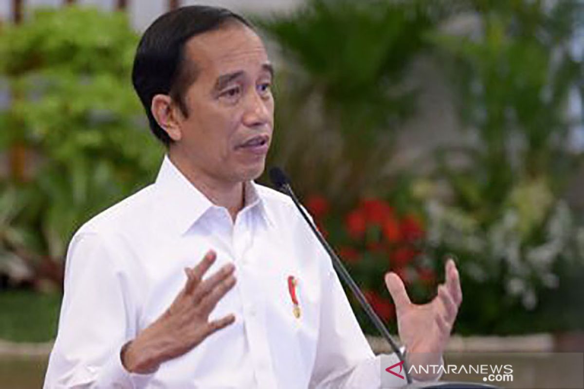 Presiden Joko Widodo resmi tandatangani UU Cipta Kerja