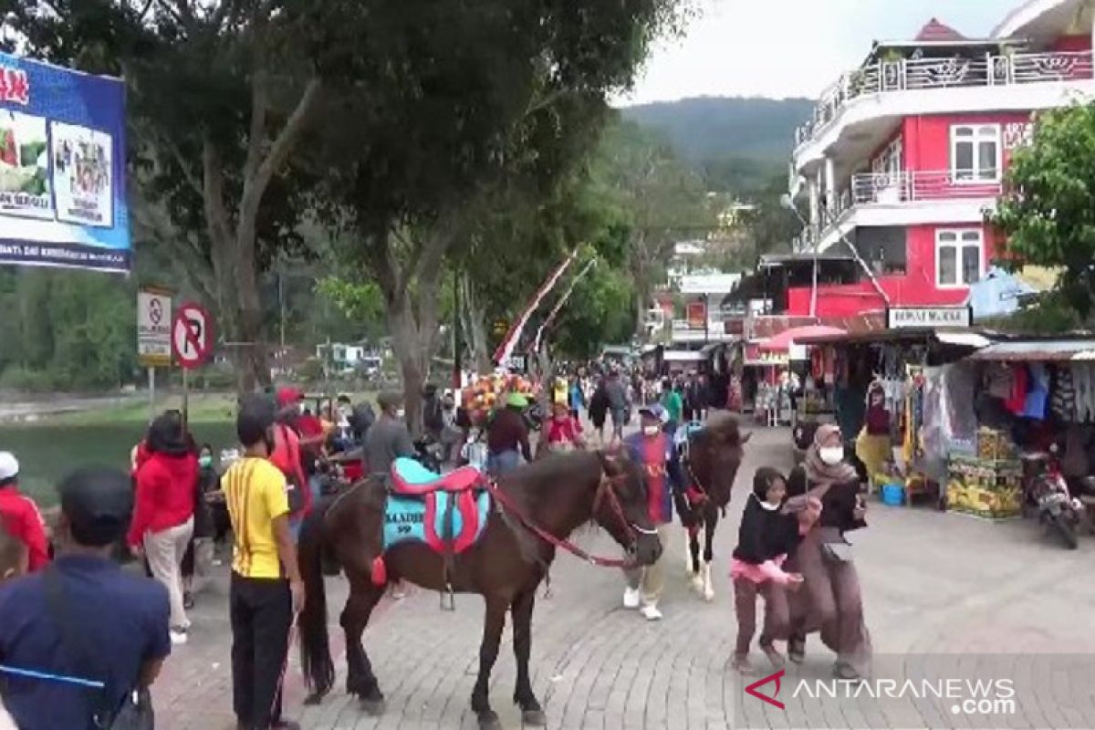 Wisata Telaga Sarangan Magetan dikunjungi 32 ribu orang saat libur panjang