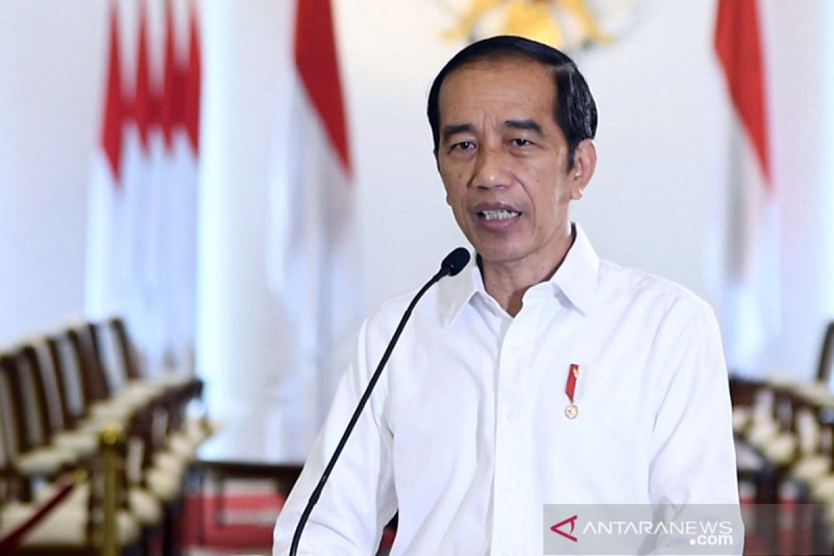 Presiden Joko Widodo bagikan 1 juta sertifikat tanah ke warga 31 provinsi