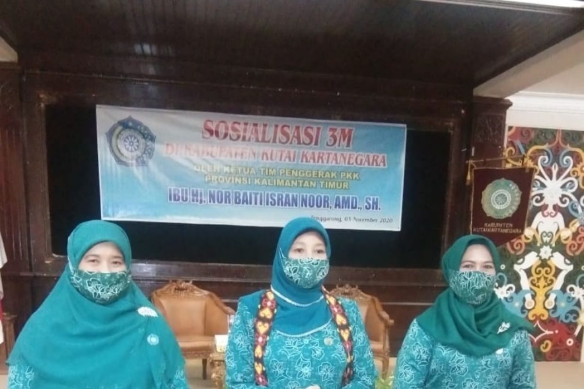 TP PKK Provinsi Kaltim sosialisasi 3M di Kabupaten Kukar