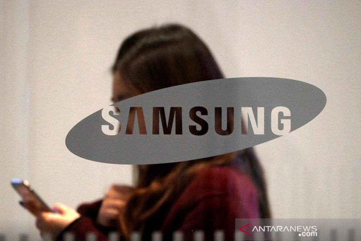 Samsung kembangkan ponsel yang bisa digulung