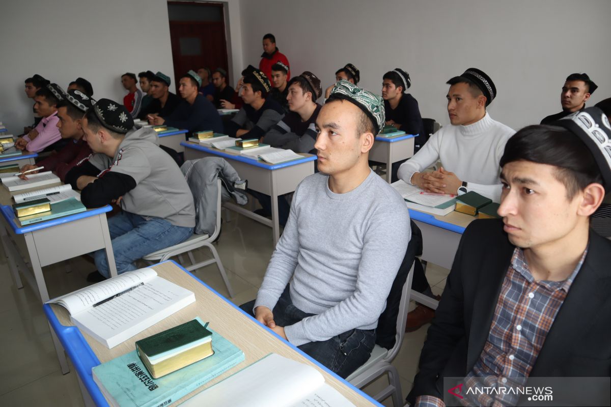 Parlemen Belanda: Perlakuan China terhadap Uighur adalah genosida