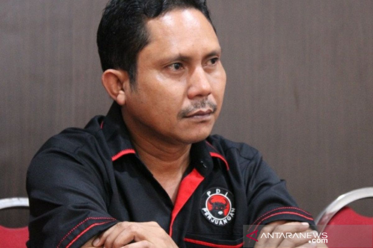 Legislator NTT soroti pelayanan perbankan abaikan protokol kesehatan