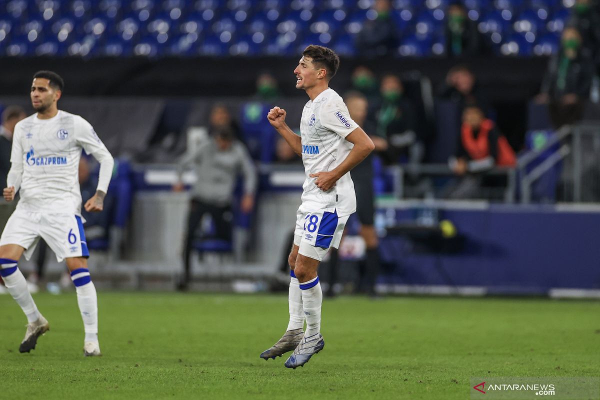 Schalke taklukkan Schweinfurt 4-1 lolos ke babak kedua Piala Jerman