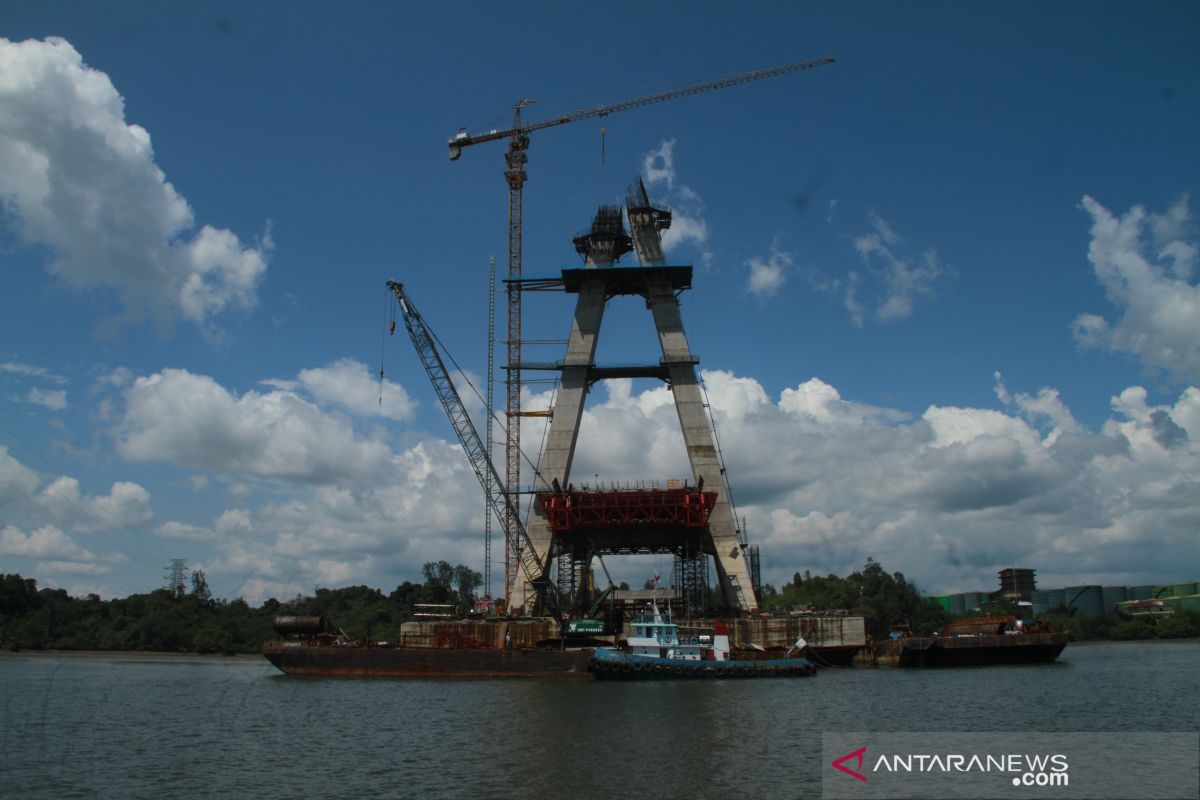 Pembangunan jalan pendekat Jembatan Pulau Balang tanggung jawab Pemerintah Pusat