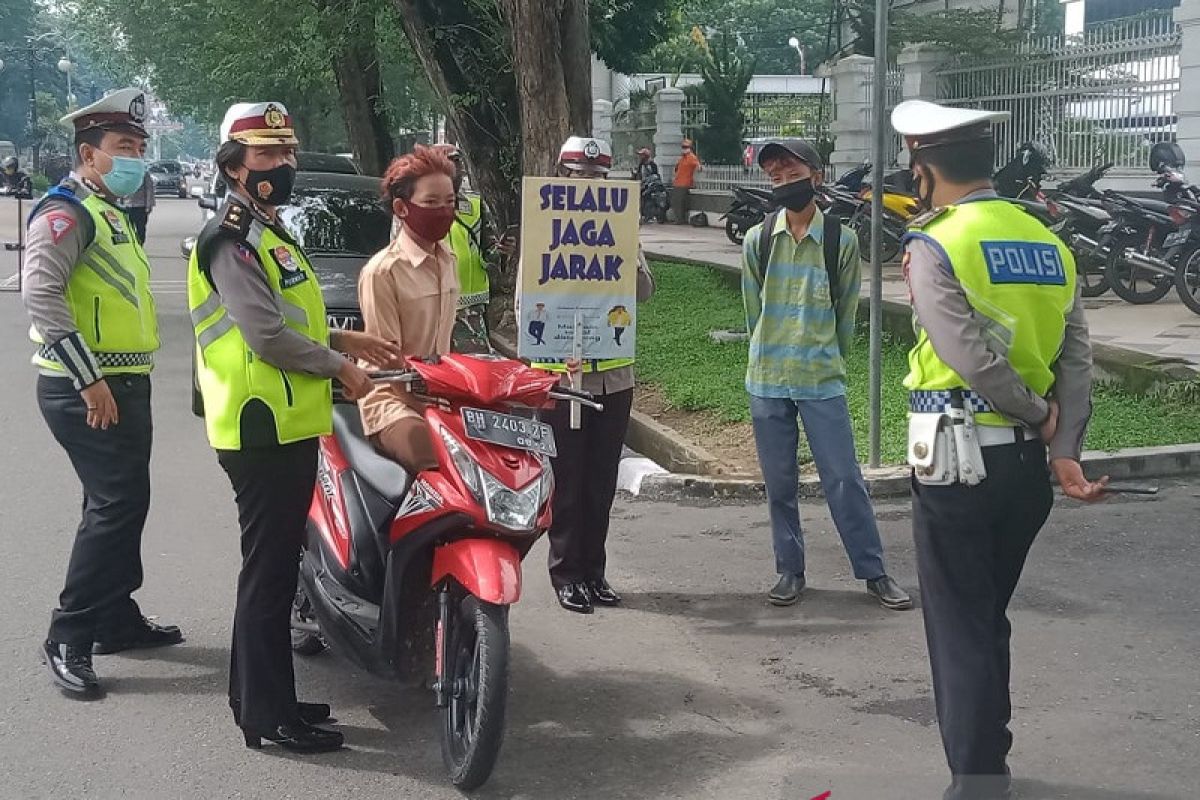 Operasi Zebra di Jambi pelanggaran menonjol tak pakai helm dan masker