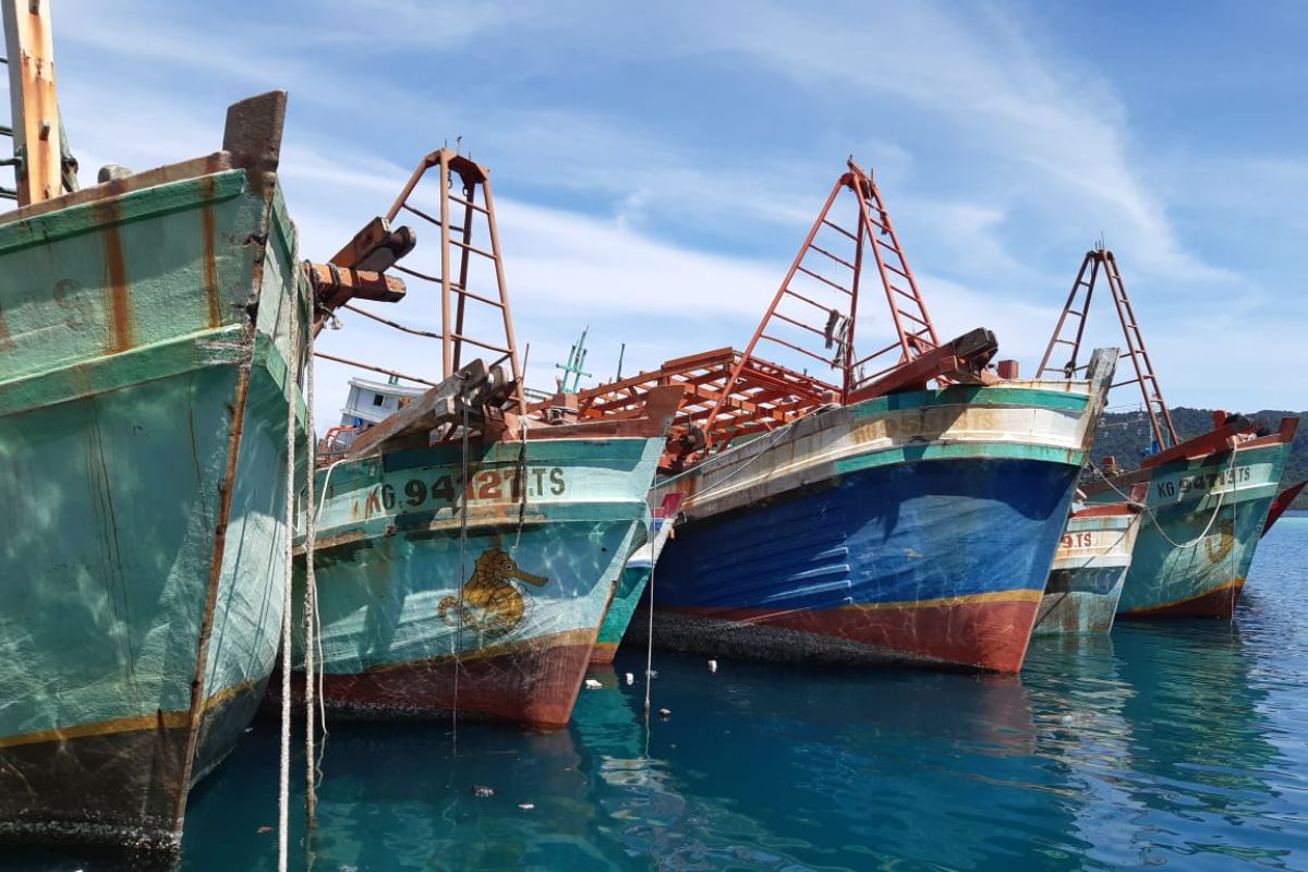 Tiga hari jelajahi pulau di ujung negeri (III)