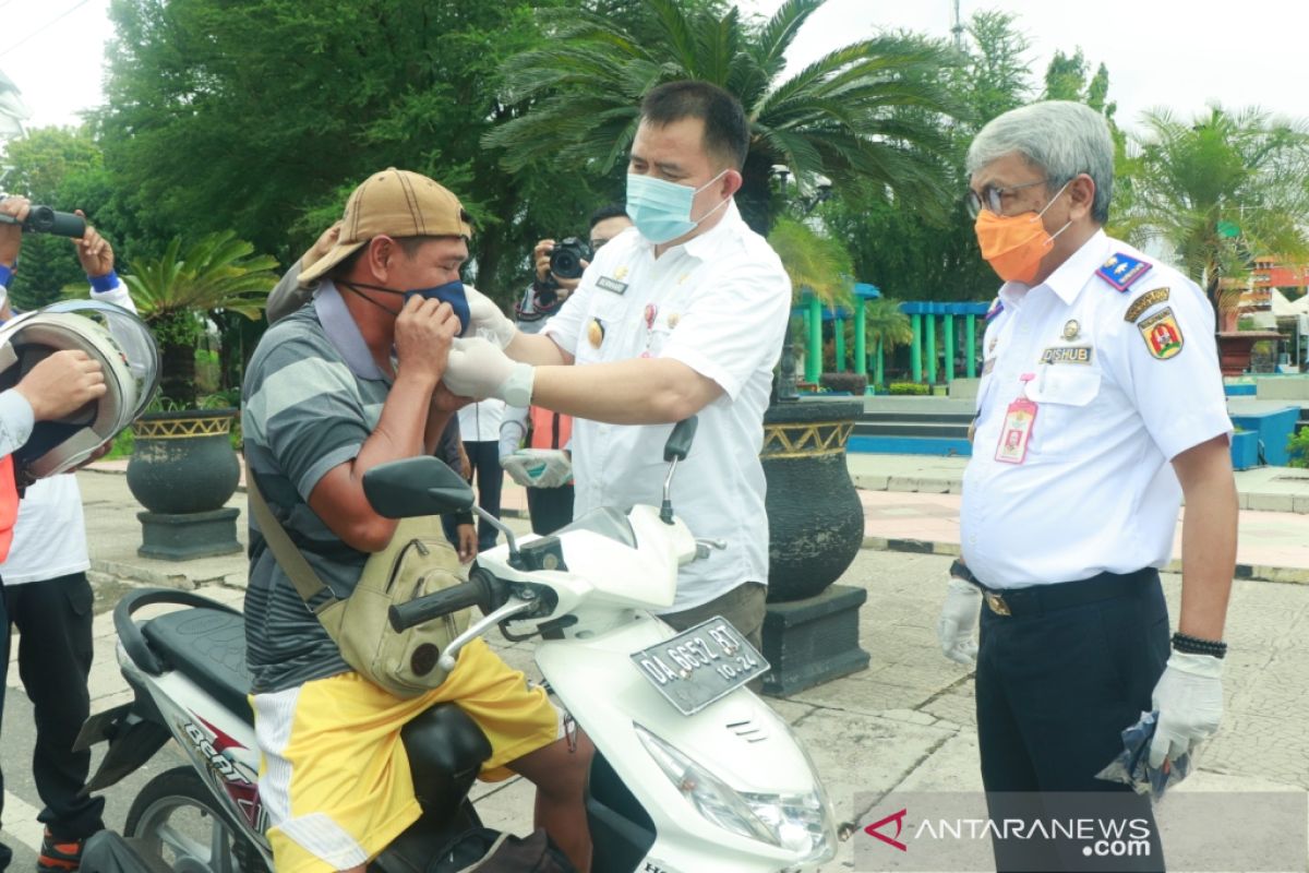 Pjs Wali Kota gebrak masker bersama Dishub