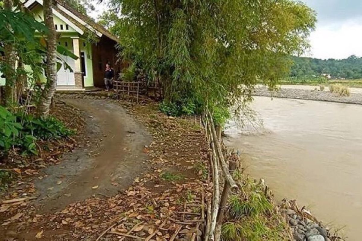 Musim hujan, BPBD Purbalingga imbau warga di bantaran sungai waspadai banjir