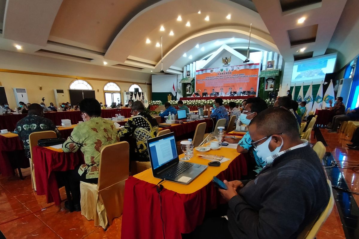 Pemkot Sorong menindak 3.555 pelanggar protokol kesehatan