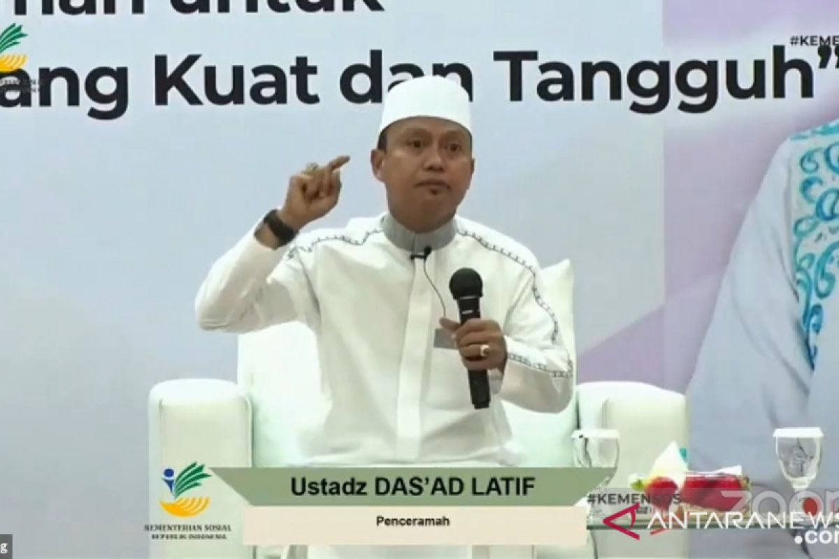 Ustadz Das'ad Latif : ASN mesti banyak bersyukur di tengah pandemi COVID-19