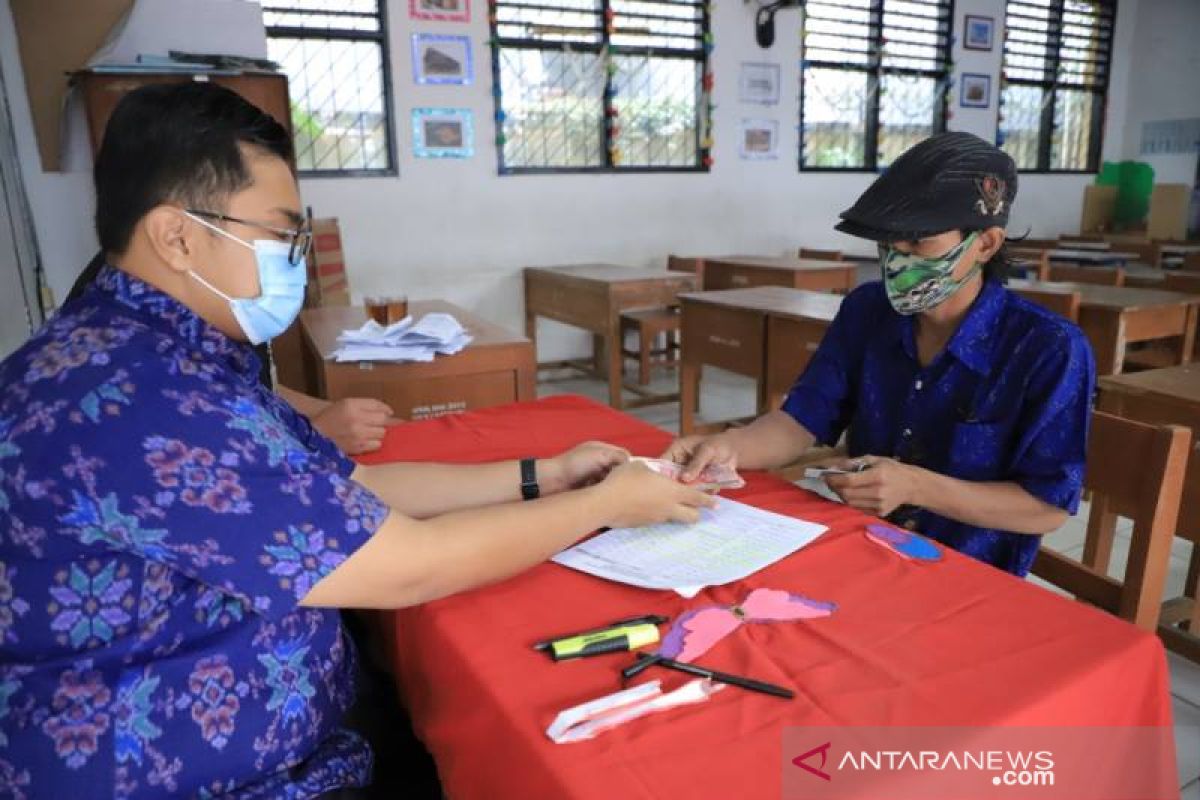 Pemkot Tangerang salurkan bansos tahap ketiga