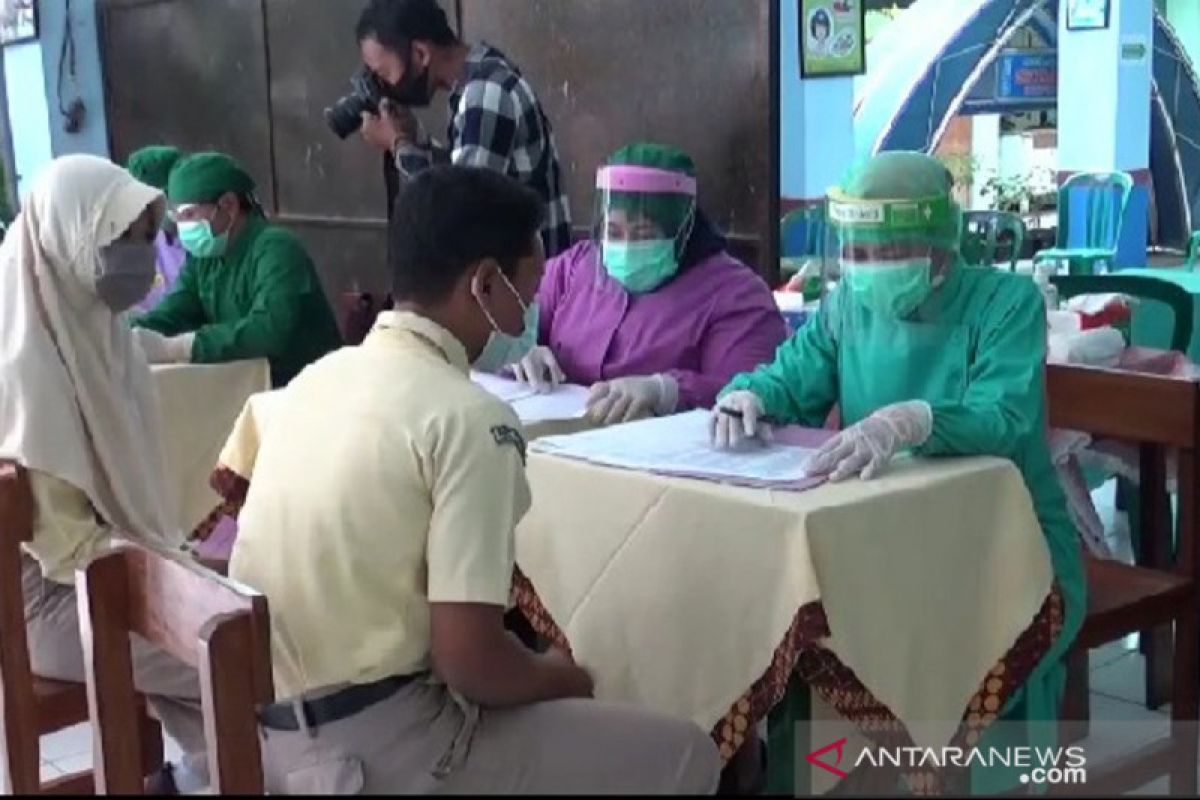 Dinas Pendidikan Kota Madiun gelar tes cepat bagi guru dan siswa