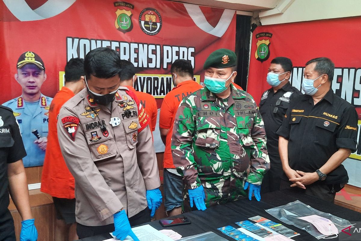 Belajar dari YouTube petani bobol ATM dekat Komplek Kostrad