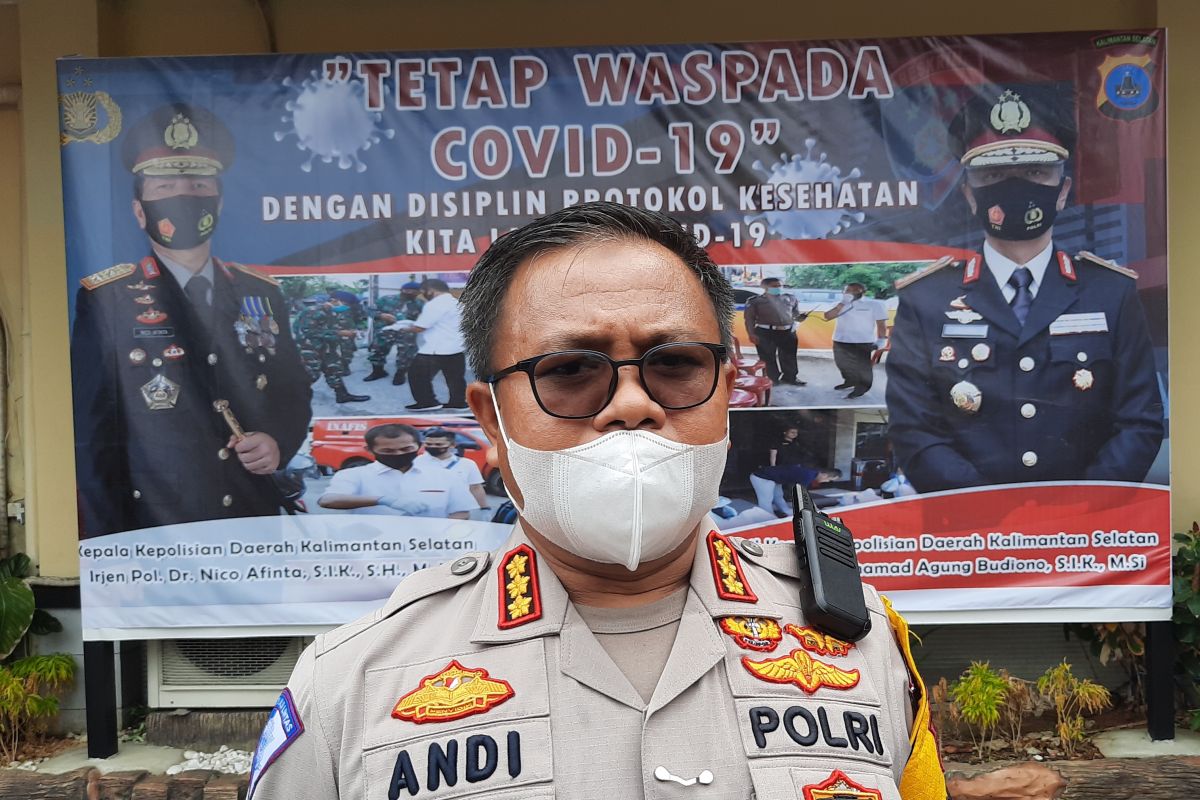 Polda Kalsel telah bagikan 15 ribu masker selama Operasi Zebra