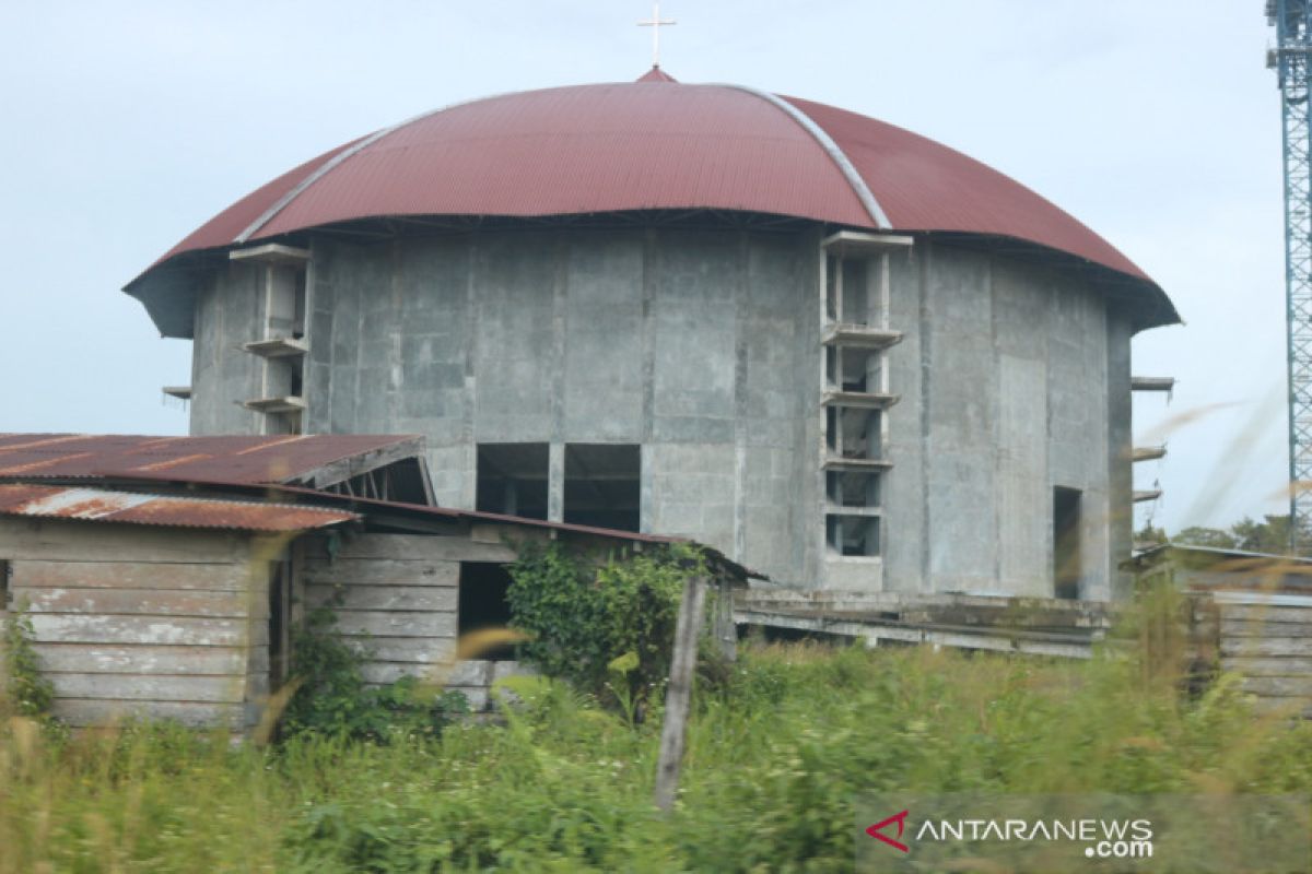 KPK periksa 2 saksi swasta dalami pengerjaan proyek gereja Kingmi Mimika