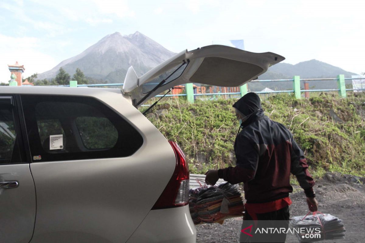 Kemarin, Gunung Merapi Siaga hingga ikon satwa-puspa nasional 2020