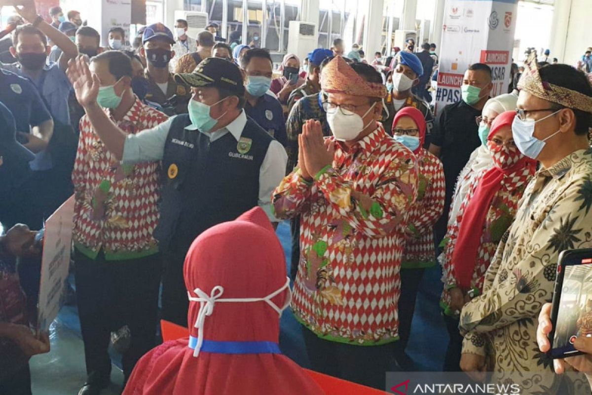 Pasar ikan modern pertama di luar Jawa diresmikan Menteri KKP