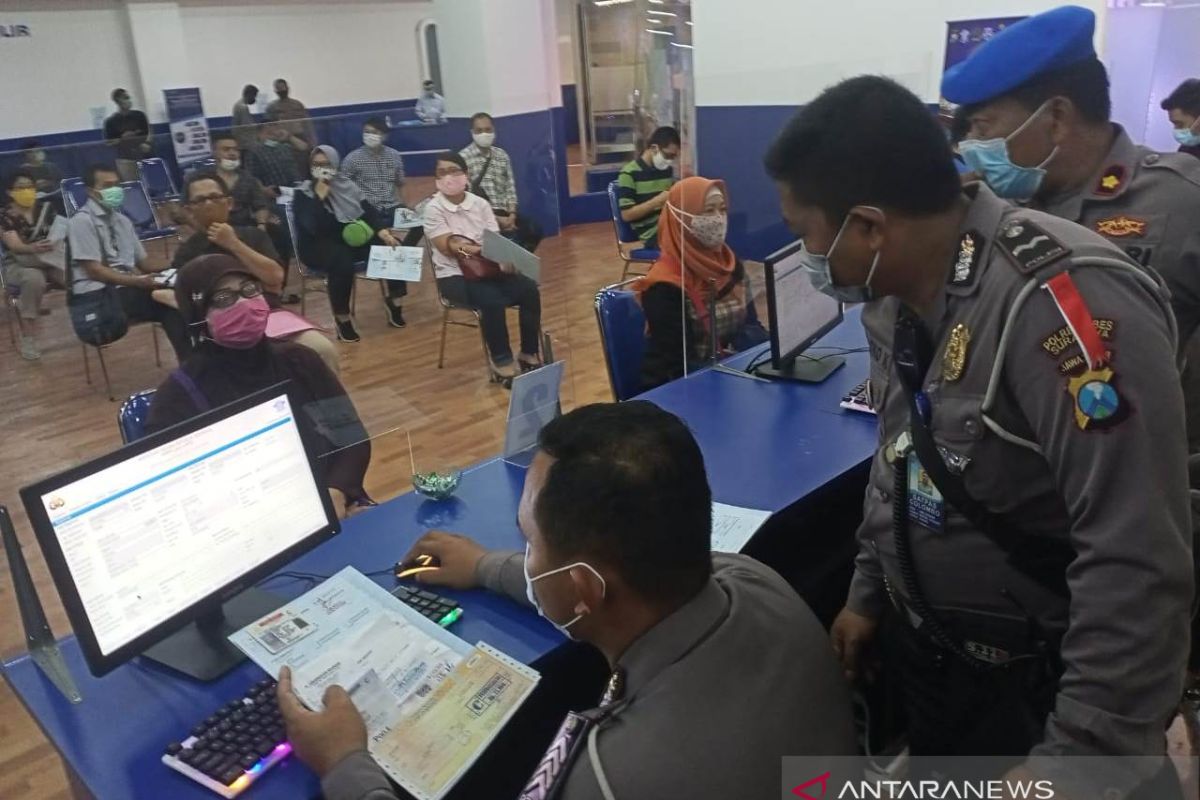 Polrestabes Surabaya buka pelayanan SIM di Golden City Mall