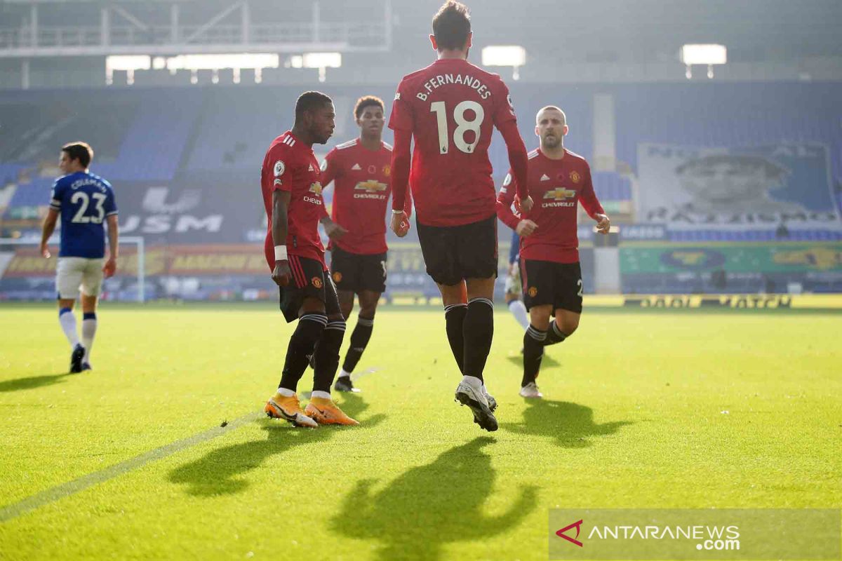 MU libas Everton di Goodison Park