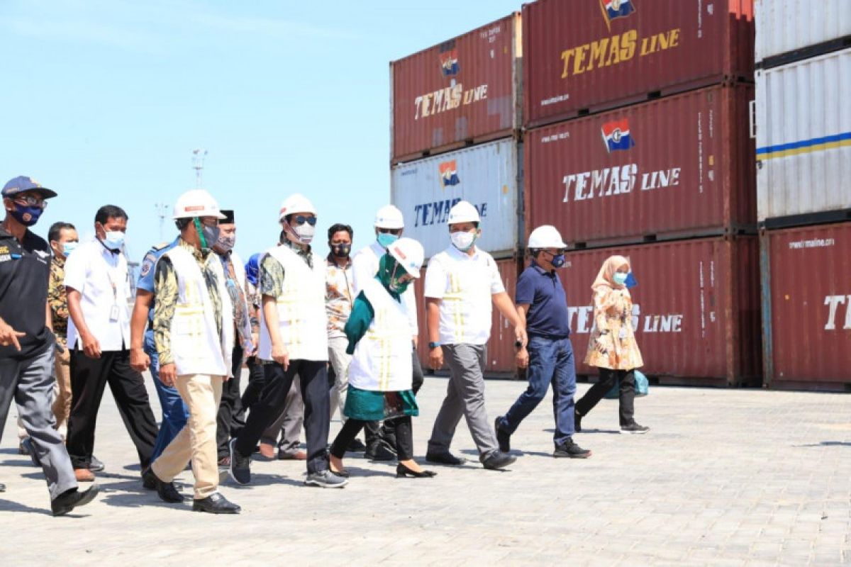Mendes PDTT kunjungi Pelabuhan Bima cek Program Tol Laut
