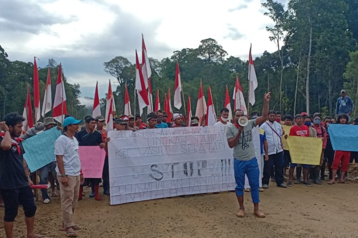 DPRD Halteng kecam larangan beribadah di PT IWIP