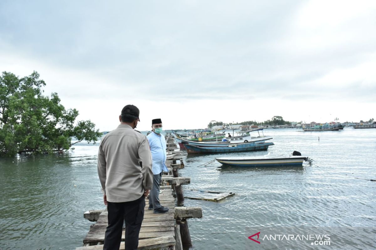 Gubernur Babel tinjau pembangunan pelabuhan kapal roro di Pulau Lepar