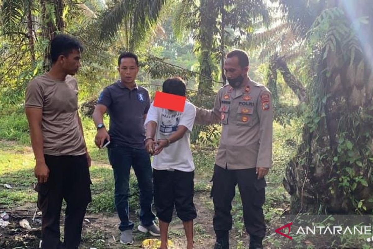 Tergiur anak tiri, seorang pria harus berurusan dengan polisi