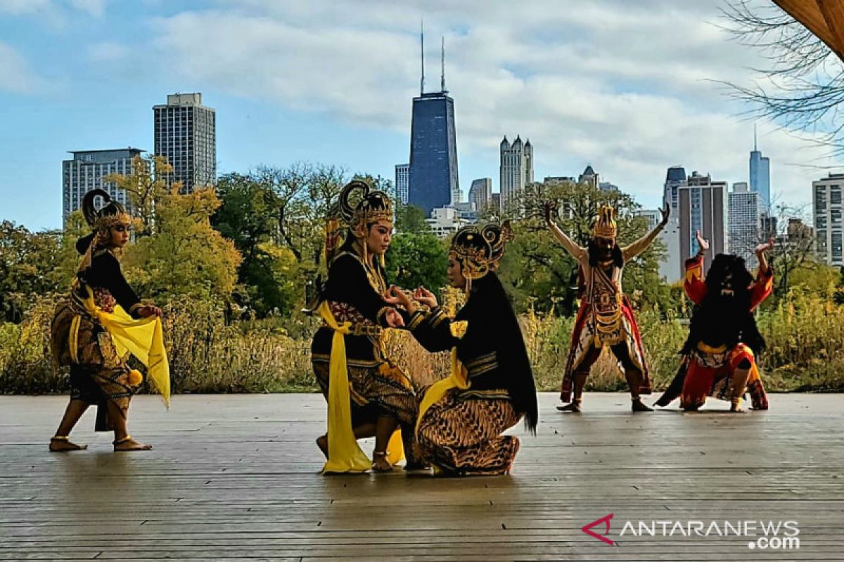 Tim tari KJRI Chicago pukau Konferensi Ramayana Dunia