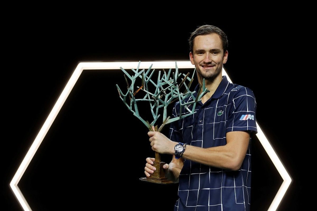 Petenis Rusia ketiga Daniil Madvedev juara Paris Masters