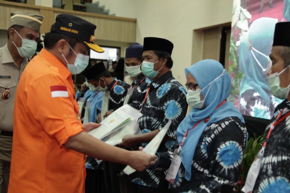 Gubernur Sumsel serahkan 139 ribu  sertifikat tanah program Prona