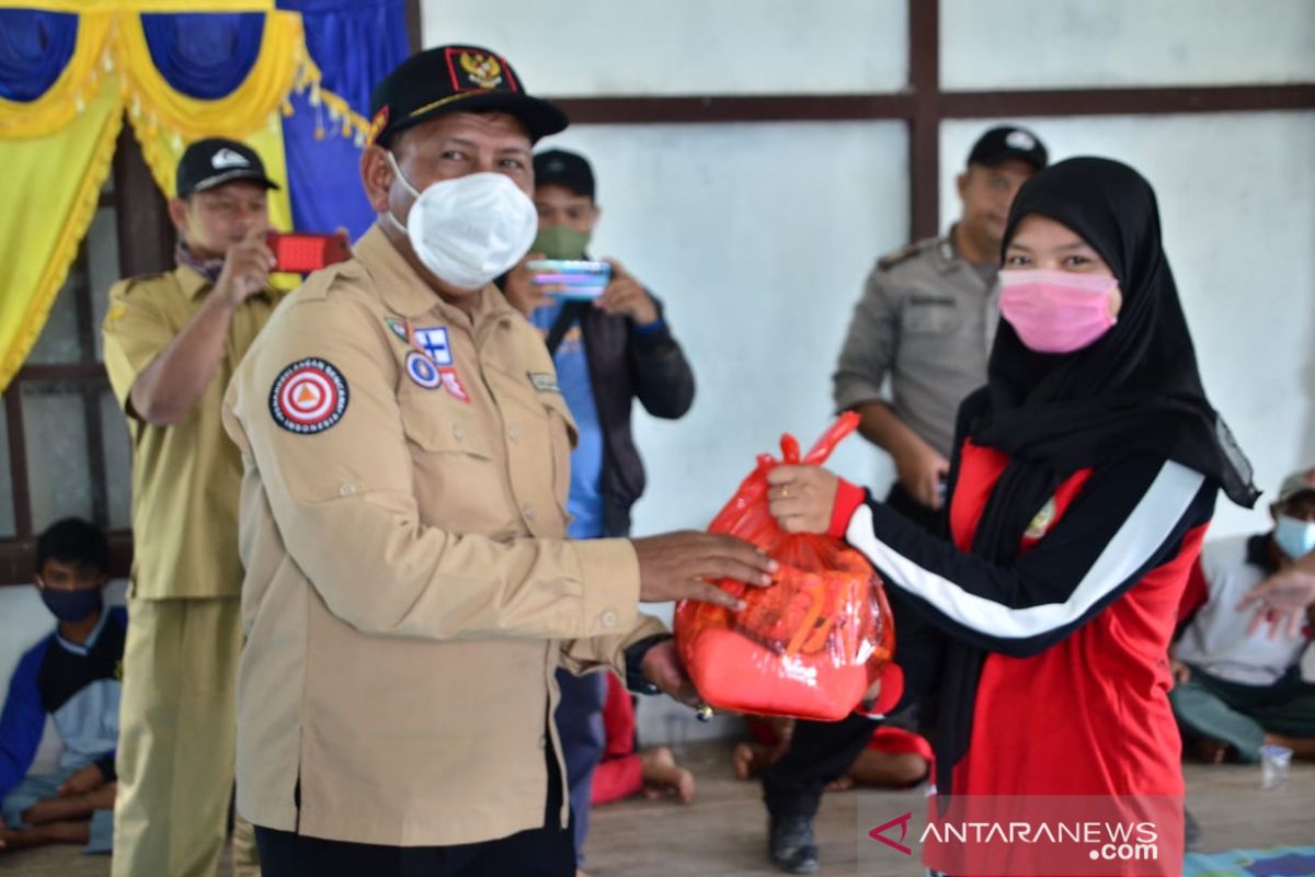 Bupati Kayong Utara ajak gotong - royong atasi banjir