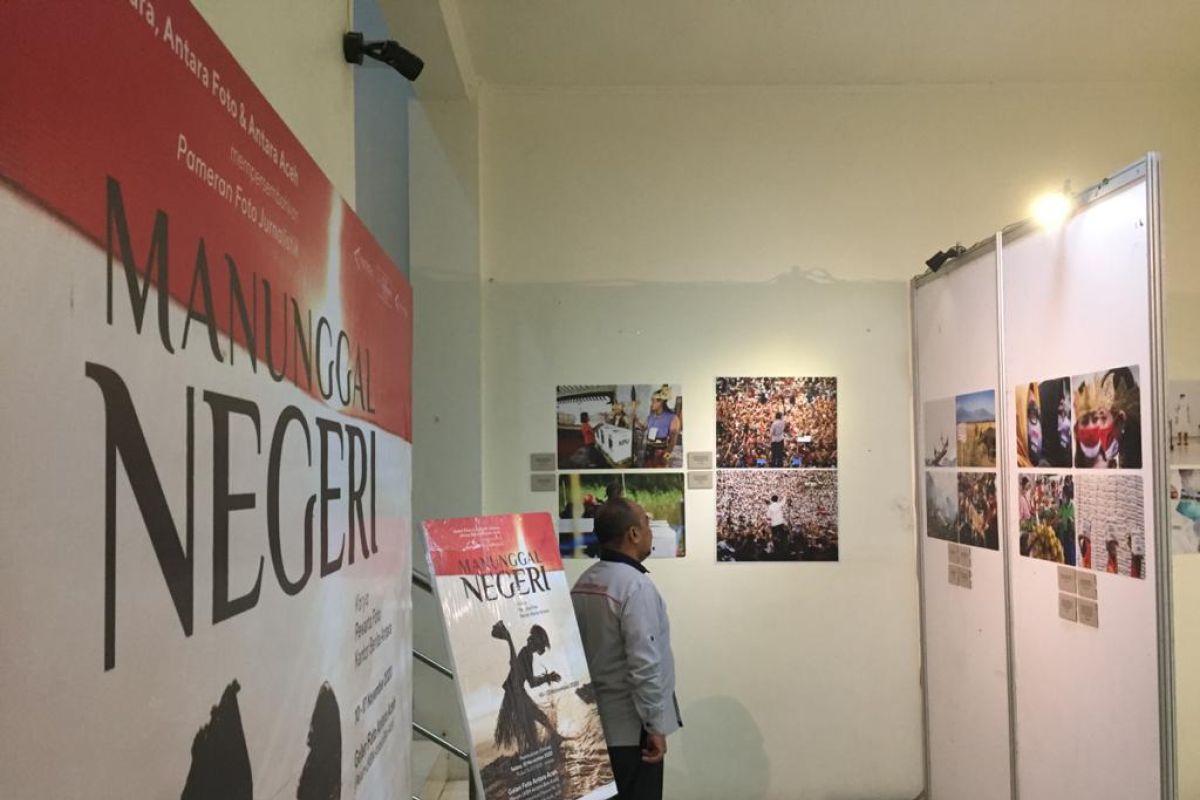 Wali Kota Banda apresiasi pameran Foto jurnalistik Manunggal Negeri di Aceh