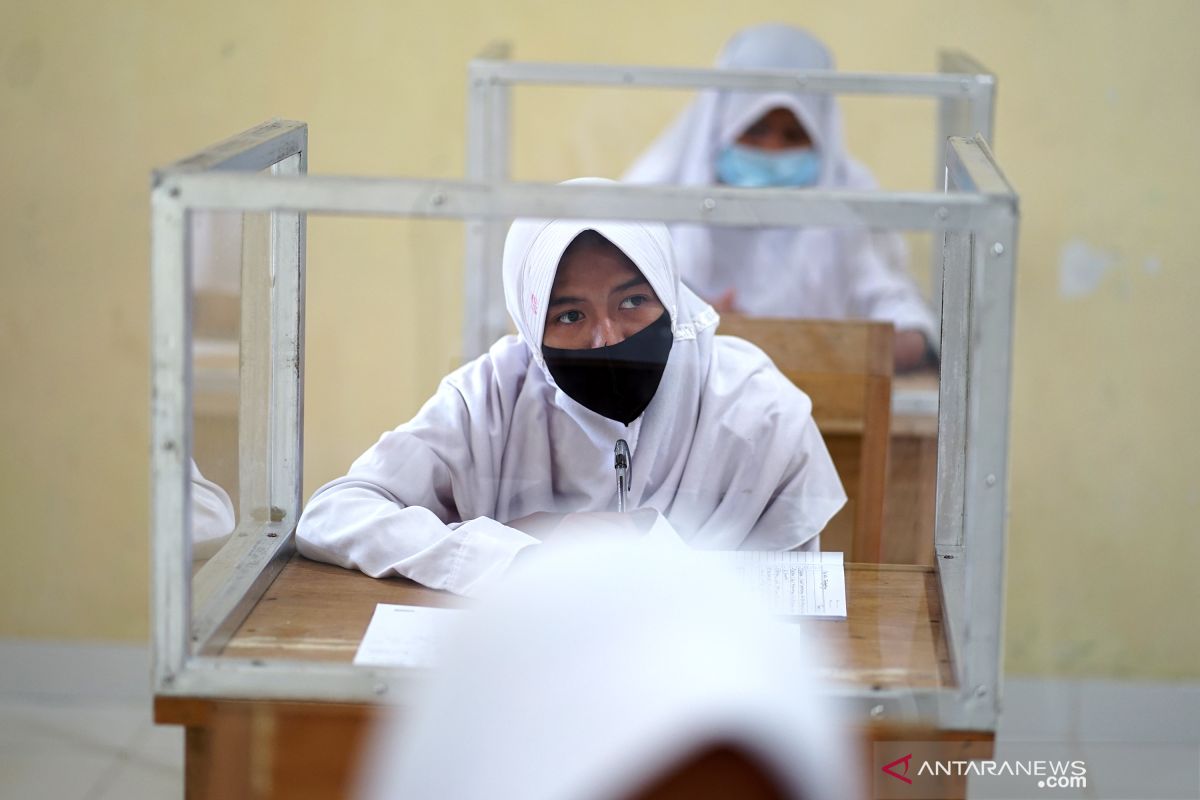 MTs Kabila-Bone Bolango pasang bilik belajar tatap muka