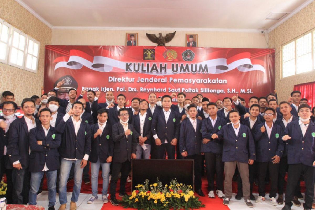 Songsong gelar sarjana, 30 narapidana kuliah di kehidupan di LP