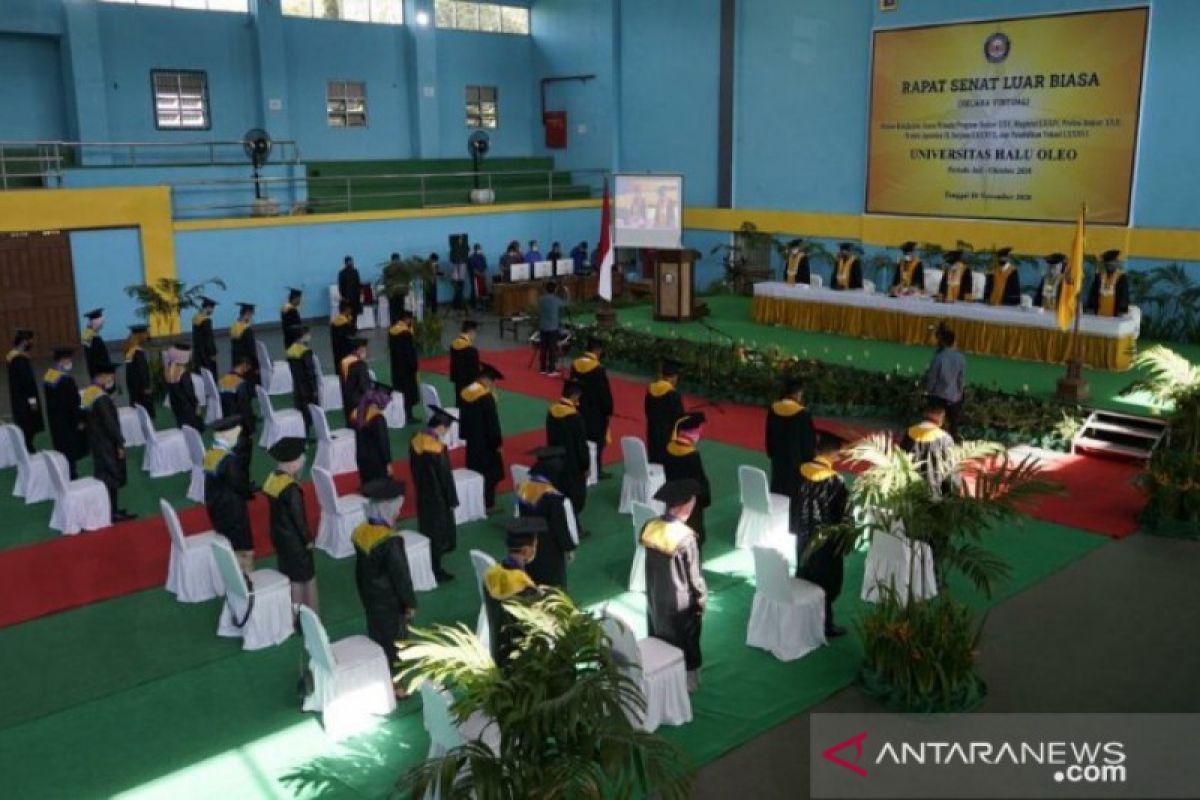 UHO wisuda 1.513 lulusan terapkan protokol kesehatan COVID-19