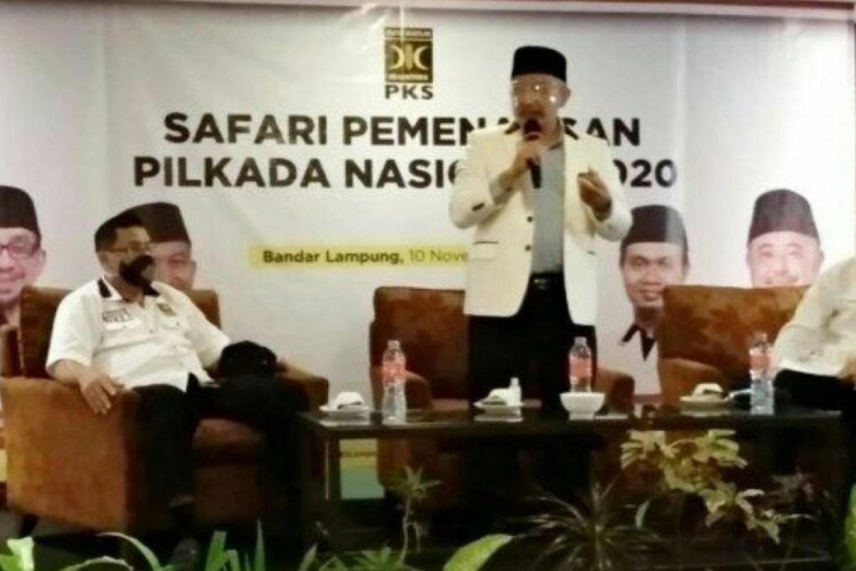 Presiden PKS serukan kader kerja keras menangkan pilkada di Lampung