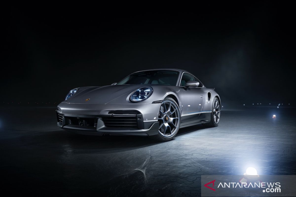 Spesifikasi Porsche 911 Turbo S, kolaborasi dengan jet Embraer