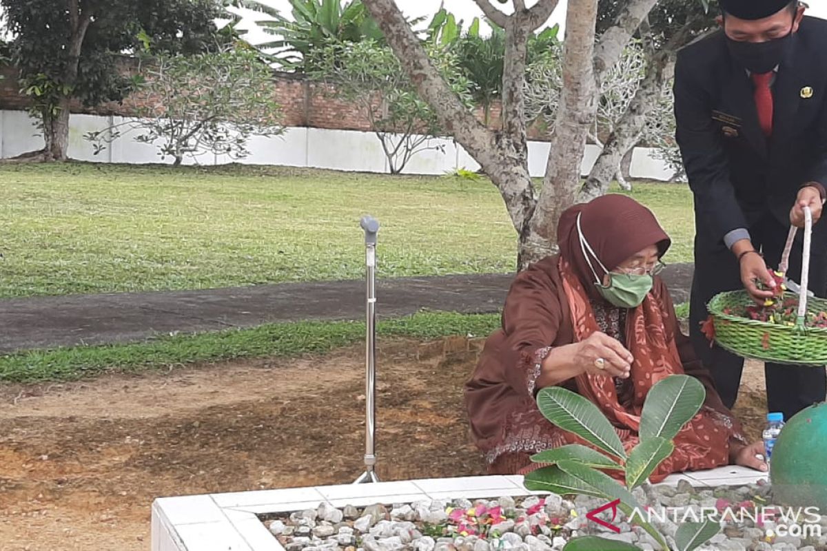 Hari Pahlawan momentum perkuat persatuan lawan COVID-19