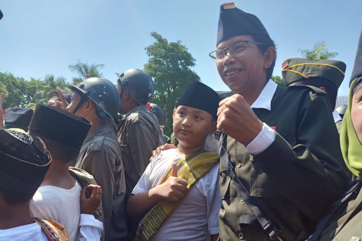 Hari Pahlawan, Ketua DPRD Surabaya berharap  perkuat persatuan pulihkan kesehatan dan ekonomi