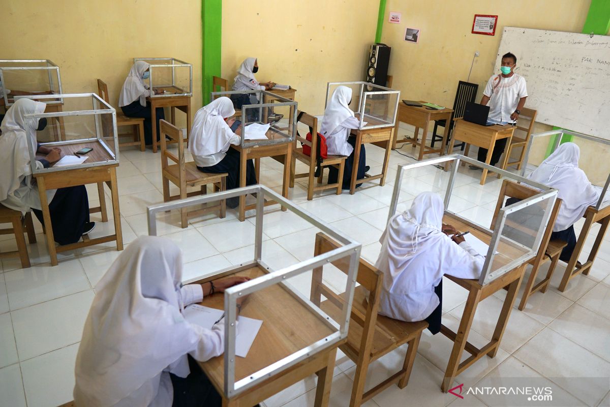 Banjarmasin melakukan simulasi pembelajaran tatap muka di empat SMP