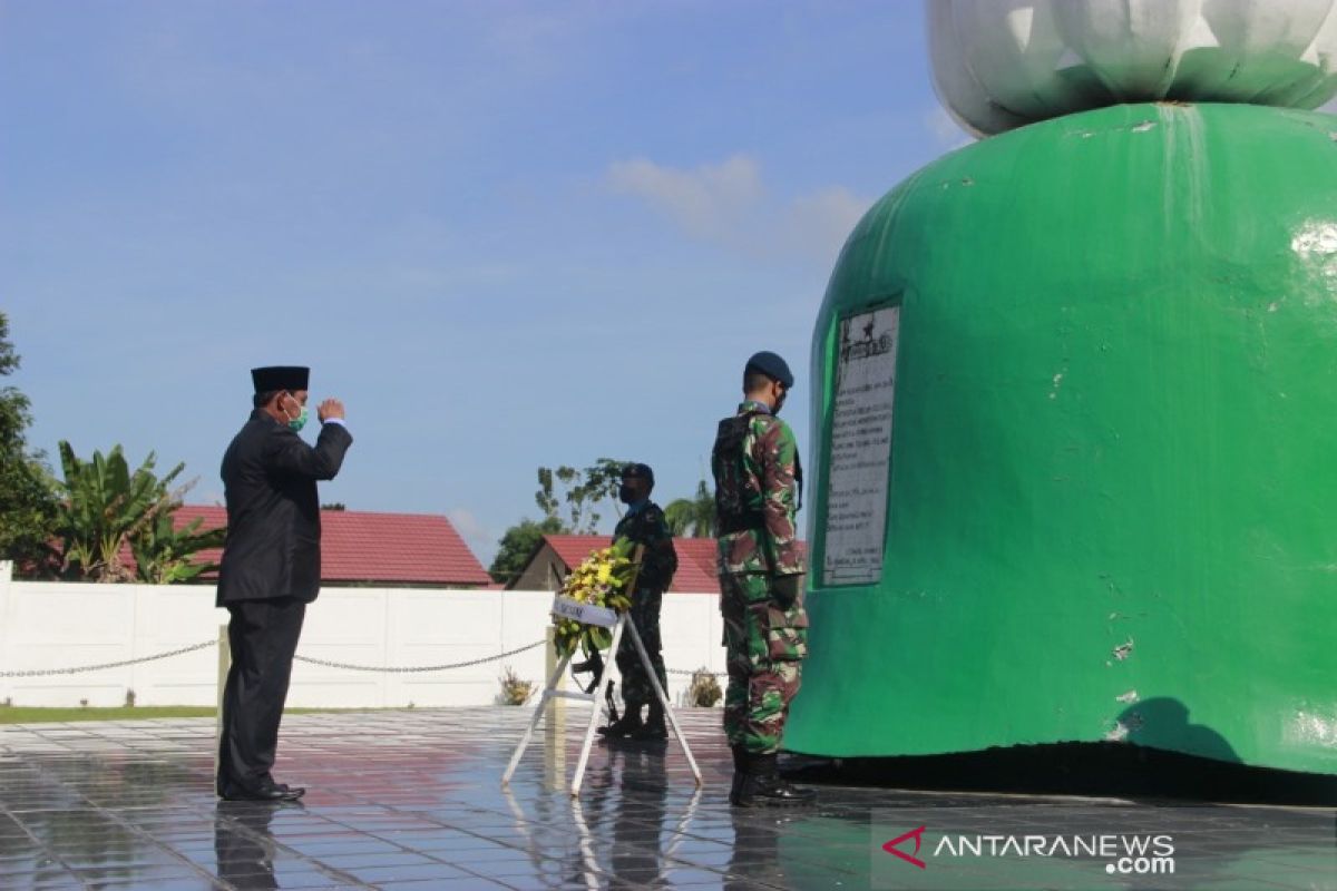 Hari Pahlawan 2020, Bupati pimpin ziarah ke TMP Ksatria Tumbang Ganti