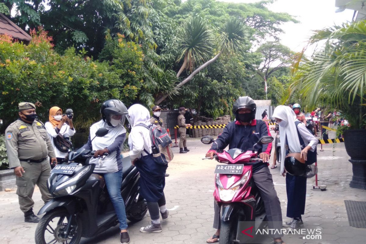 Surakarta akan kaji ulang penambahan kelas untuk tatap muka