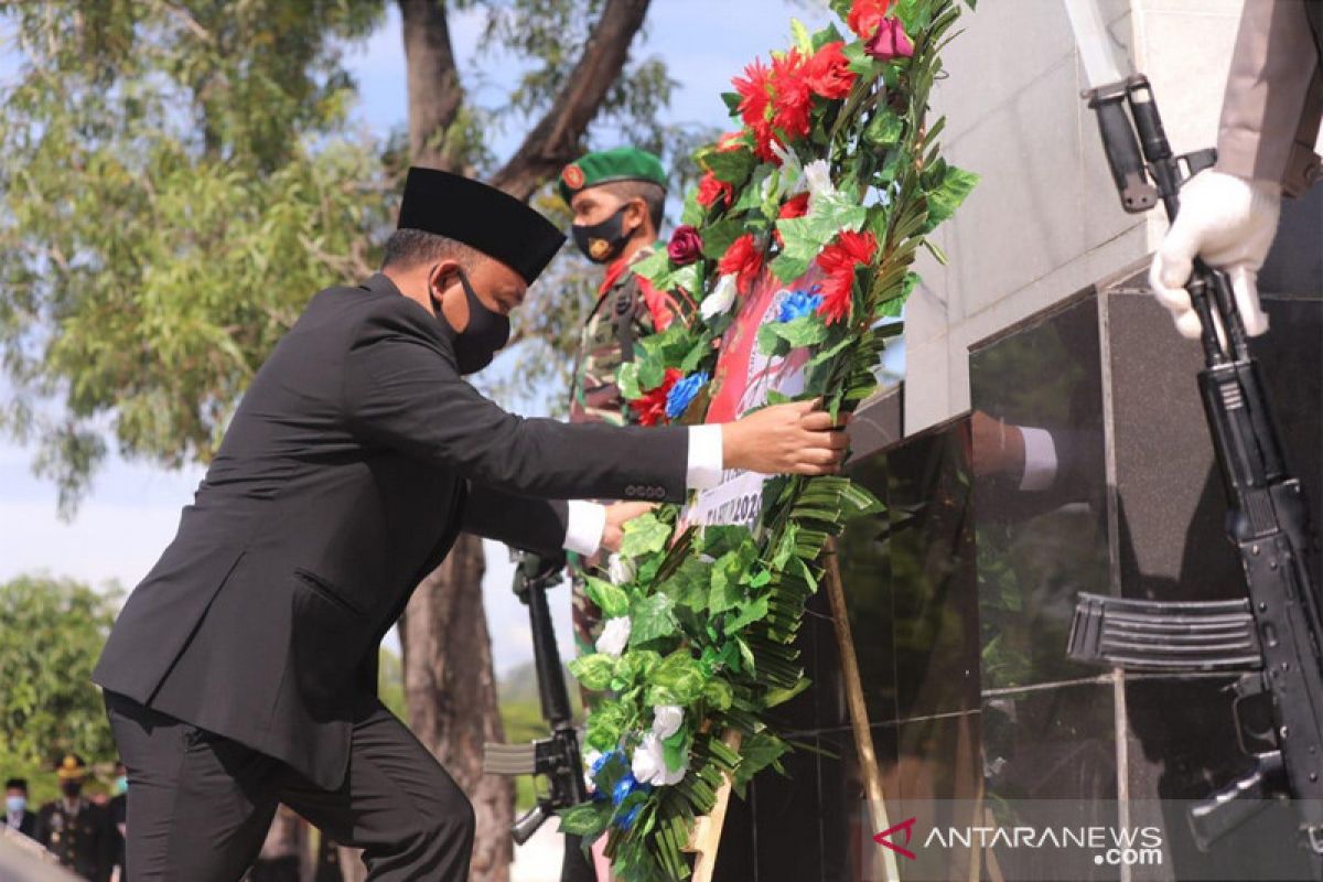 Pemkab Bantaeng peringati Hari Pahlawan terapkan protokol kesehatan