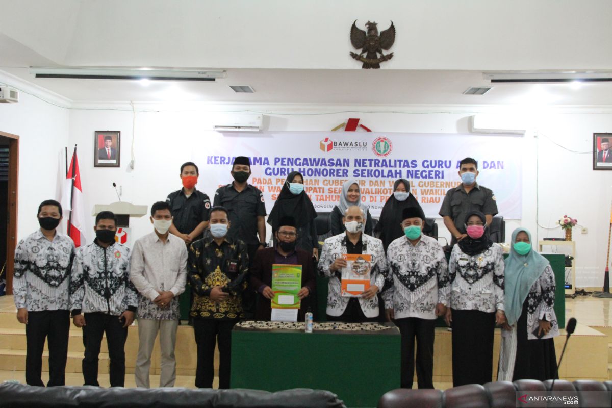 Bawaslu gandeng PGRI awasi pelanggaran netralitas ASN dalam Pilkada Riau