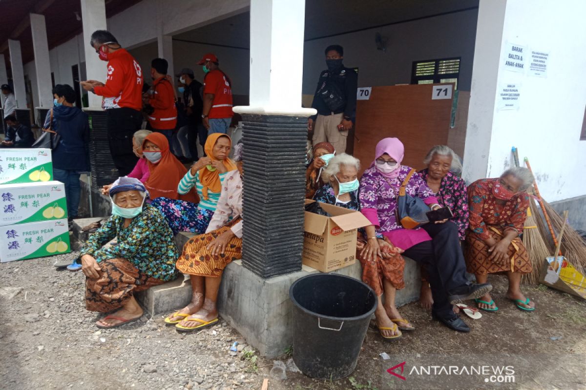 Pengungsi erupsi Merapi di Sleman bertambah jadi 203 orang