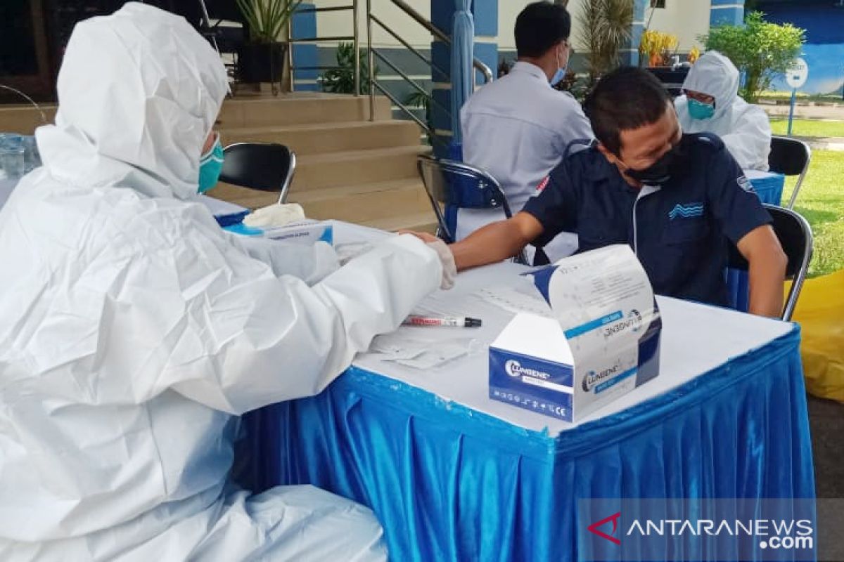 Rapid test massal temukan 37 orang di perkantoran Pemda Cibinong reaktif COVID-19