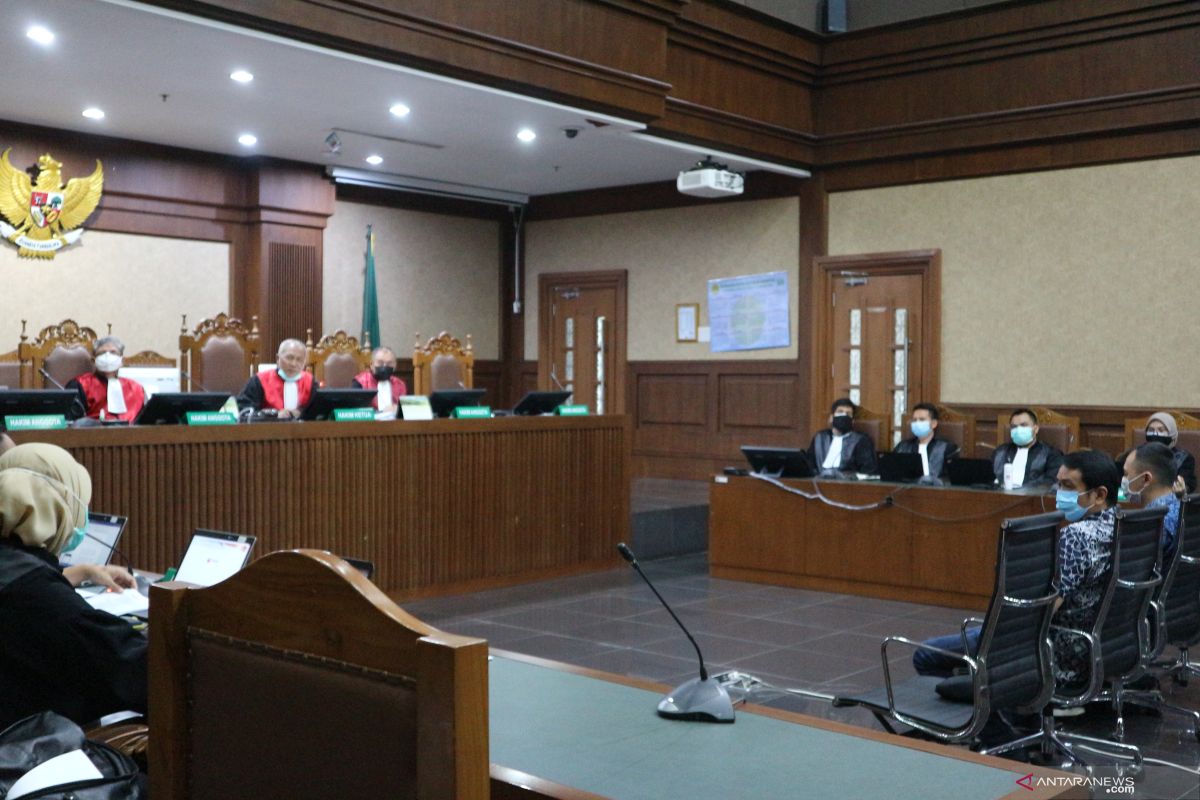 Menantu Nurhadi minta "fee" Rp500 juta untuk urus perkara