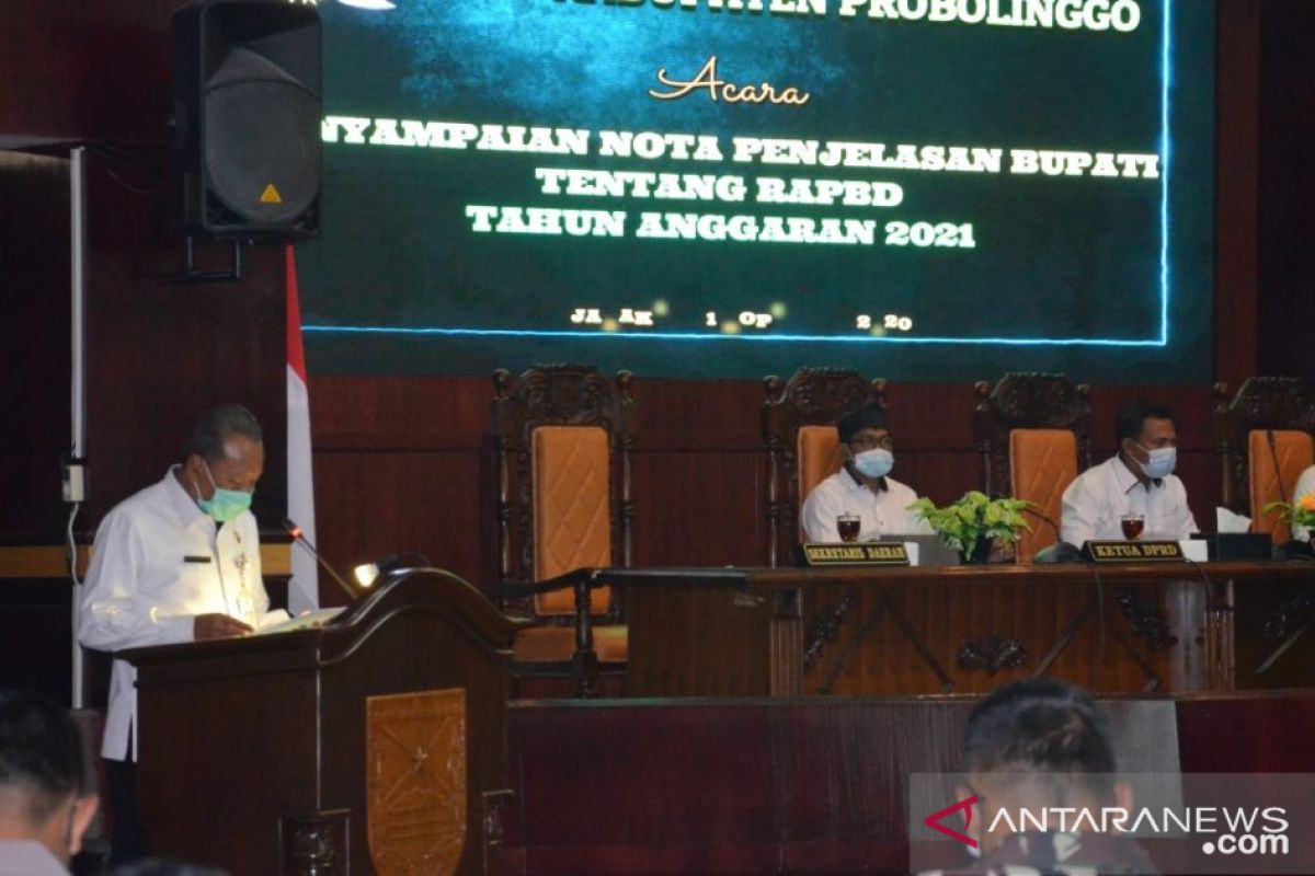 Pemkab Probolinggo targetkan pendapatan daerah Rp2,33 triliun pada 2021